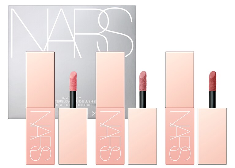 インヴァイトオンリー ミニアフターグロー リキッドブラッシュセット 6,600円。セット内容：アフターグロー リキッドブラッシュ 02799ORGASM、同 ロージーブロンズ、同 02801。11月17日（金）数量限定発売。