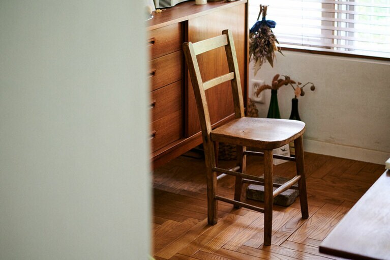 ヨーロッパのアンティークチェア