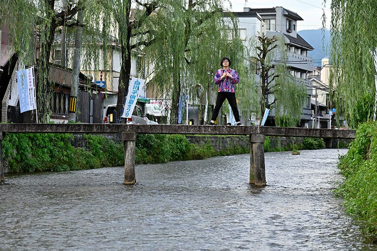 松原タニシ氏。
