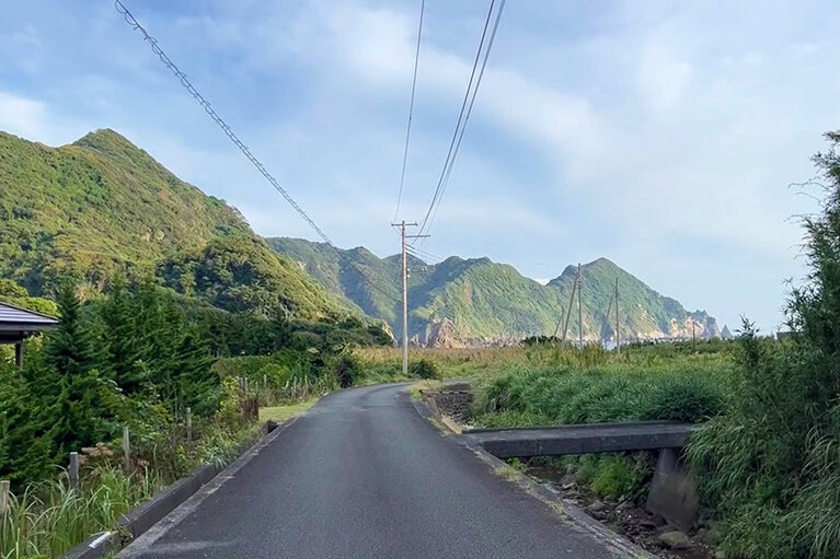 浜へ向かう道も期待感が高まります。