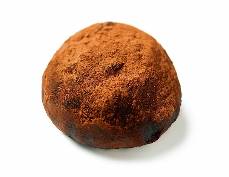 東京「タケノとおはぎ」無花果とナチュラルココア 280円。カカオを白あんに練り込み、誰もが好む味に。