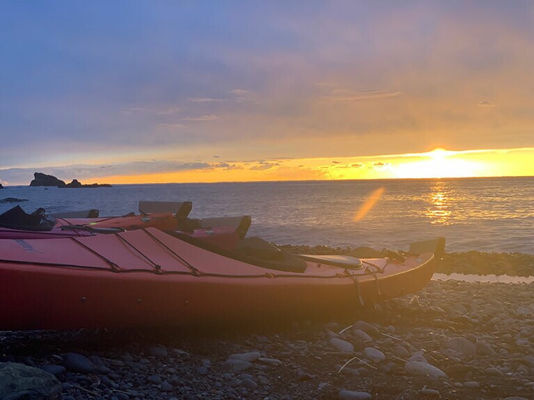 静岡・南伊豆でのシーカヤックキャンプにて。