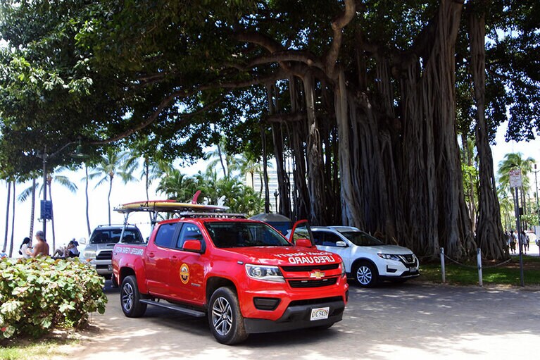ビーチにはレンジャーがスタンバイ。安心して過ごせるビーチです。