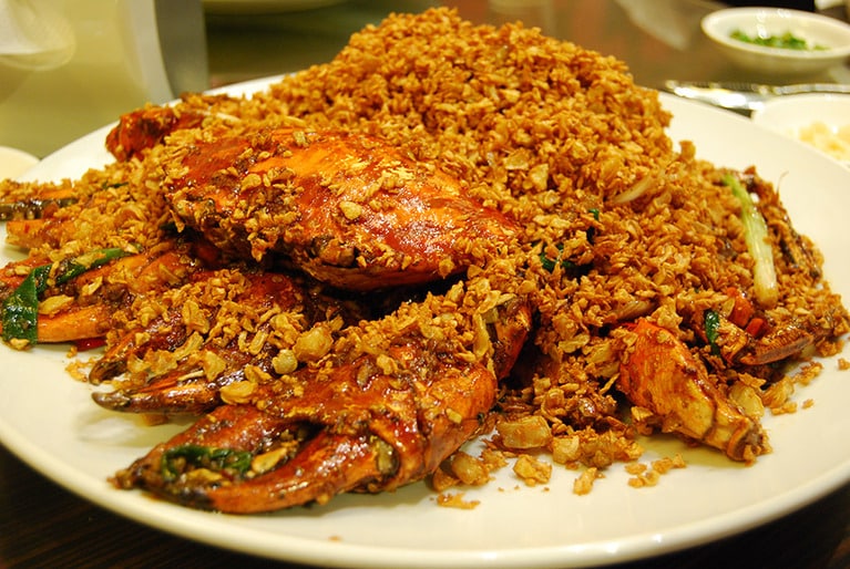 ここまでくると、カニ料理なのか、ガーリックを味わうためのカニなのか考えてしまう。このフレークがまた絶品で、これだけ瓶詰にして持ち帰りたいくらいだった。