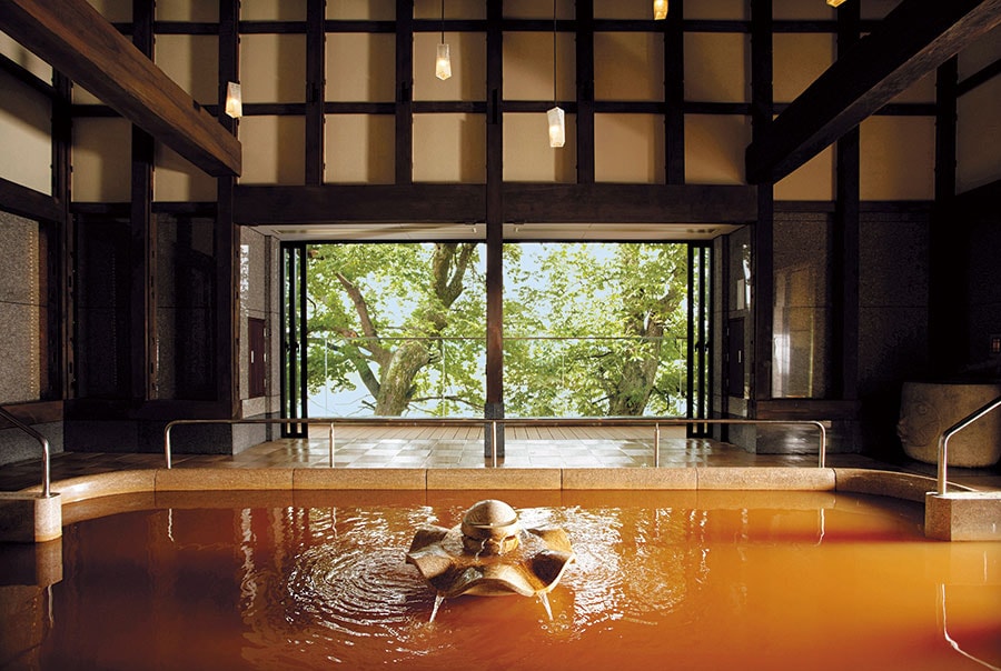 大浴場からは長良川を望むことができる。