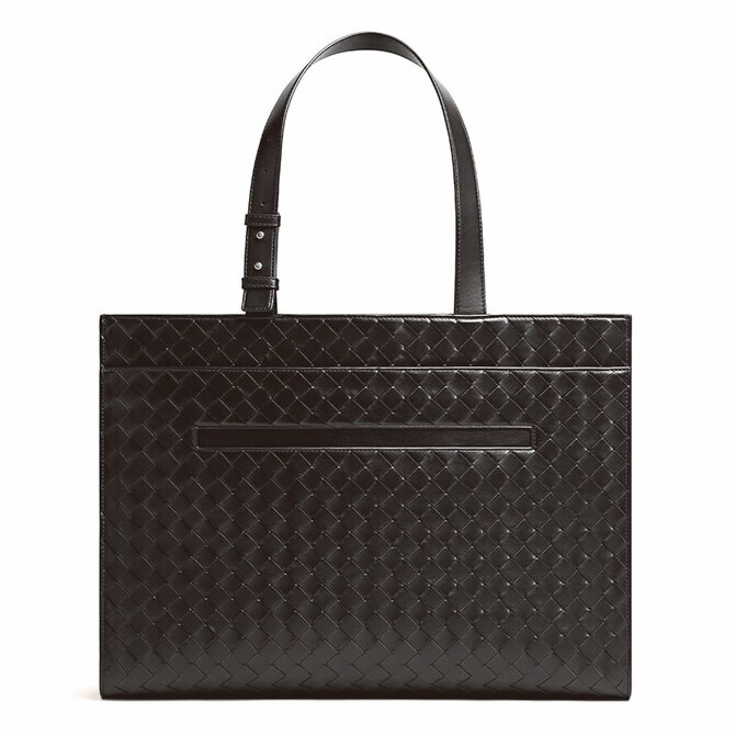 銀座店限定Bottega Veneta カーゴトートバッグ