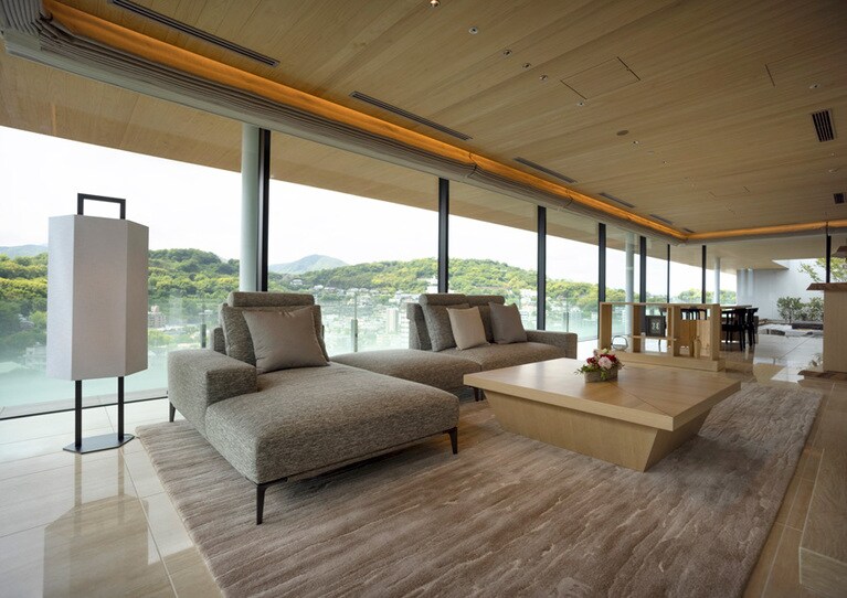 まるで我が家のようにくつろげる、離れのリビング＆ダイニング。