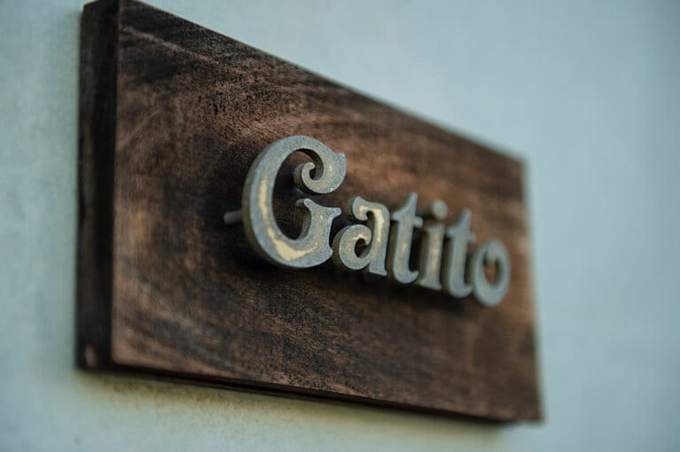 TEQUILA BAR Gatito。