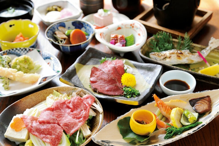 【旅館 奥の湯】