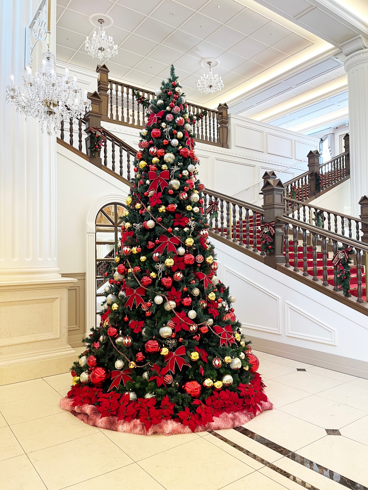 宝塚ホテルのクリスマスツリー。