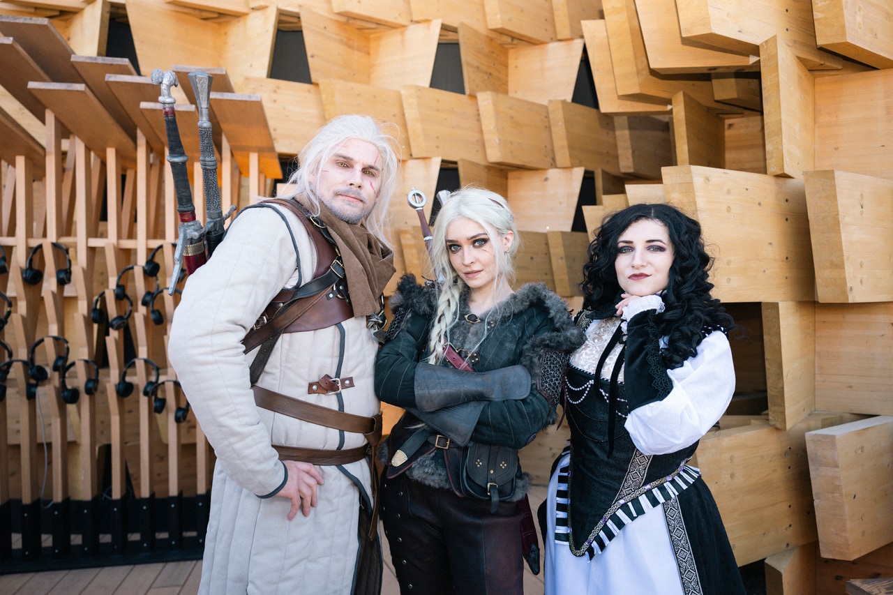 『ウィッチャー』の世界が目の前に。