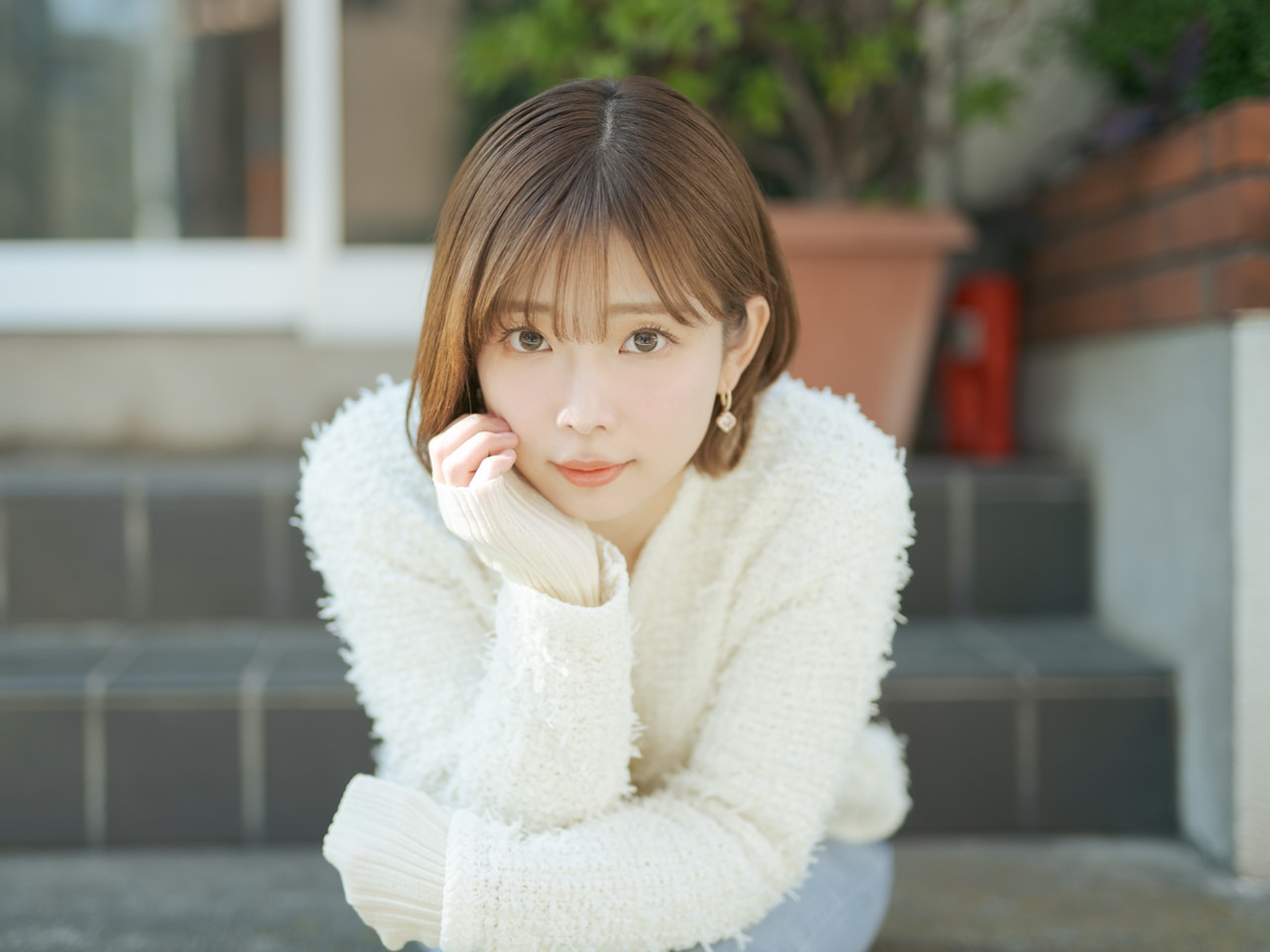 紗倉まなさん。