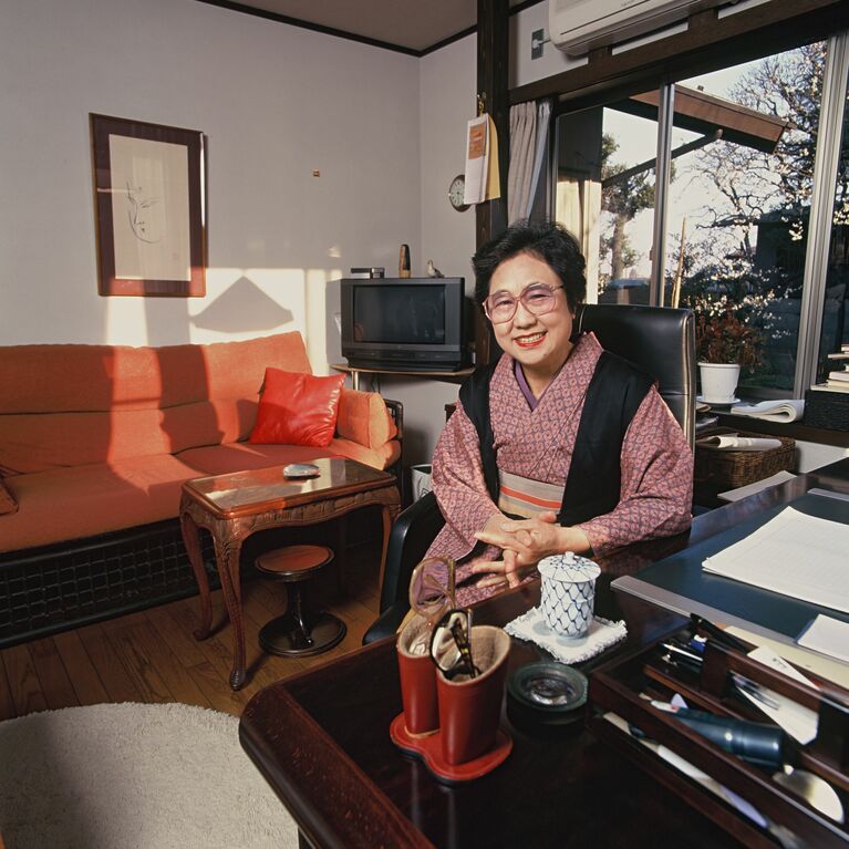 佐藤愛子さんの書斎にて　©文藝春秋