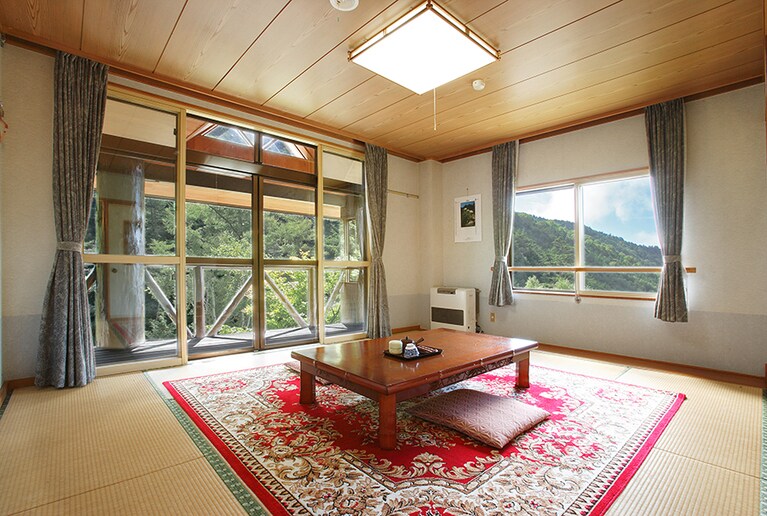 八ヶ岳名湯 唐沢鉱泉［長野／唐沢鉱泉］客室。