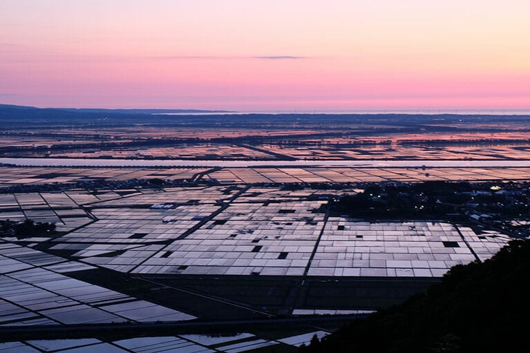 五城目町のシンボルとして親しまれている標高325メートルの森山。写真提供：秋田県観光連盟／秋田県