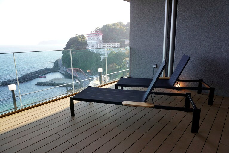 最上級の旅館リゾート「熱海・伊豆山 佳ら久」。