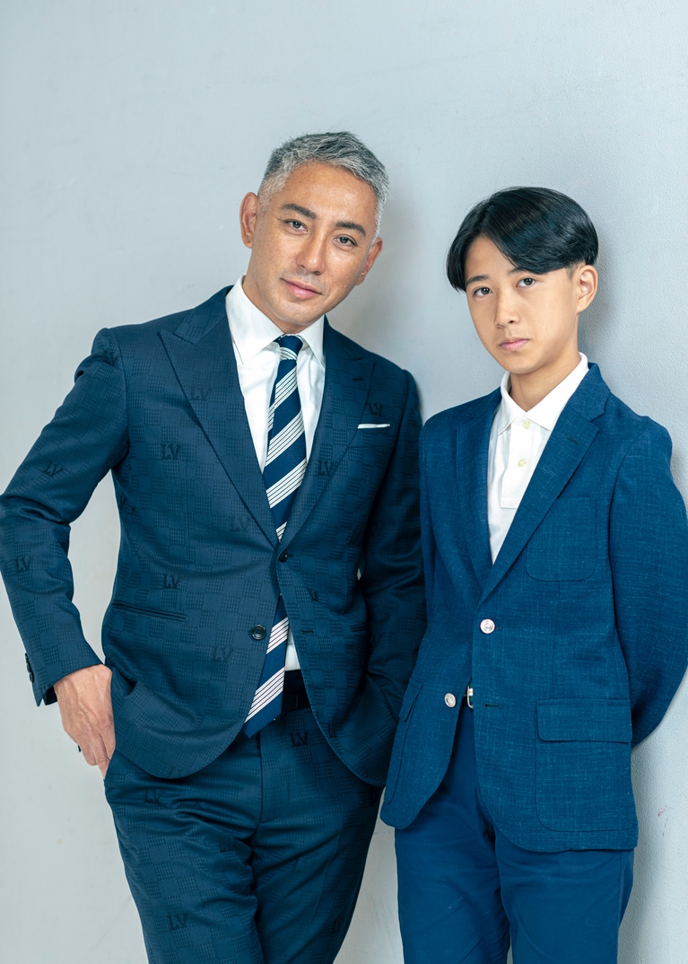 市川團十郎と新之助親子。ⓒ文藝春秋
