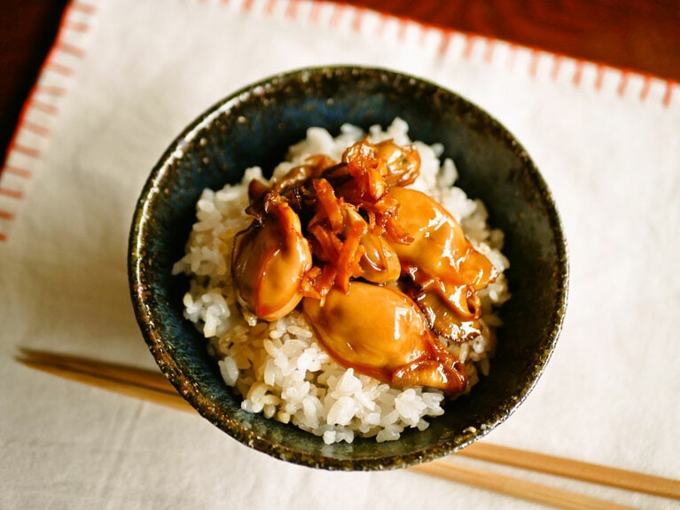 牡蠣の生姜佃煮のっけごはん。