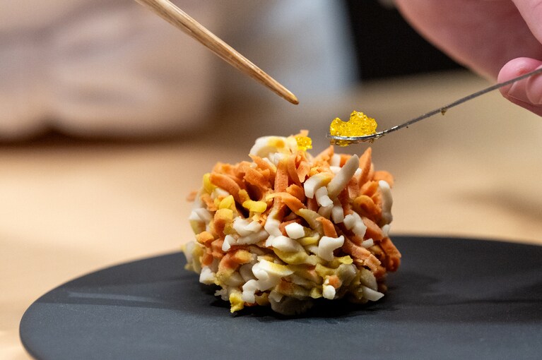 琥珀を添えて。