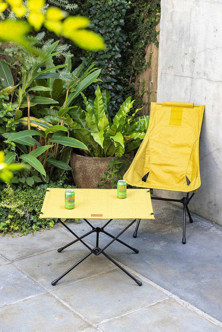 コットとテーブルもリニューアル。