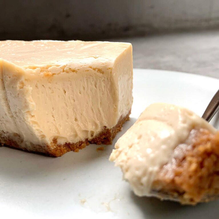 クリームチーズをたっぷりと贅沢に使用。