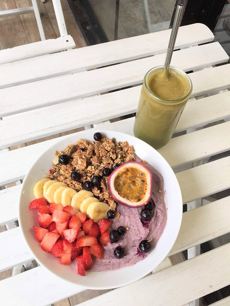 季節によりトッピングのフルーツも変わる「水果思慕斯碗(275元)」。