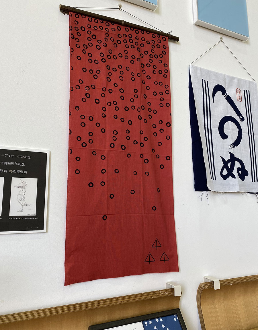 奈良美智《あおもり犬》が貯金箱に！ 【青森】青森県立美術館の人気