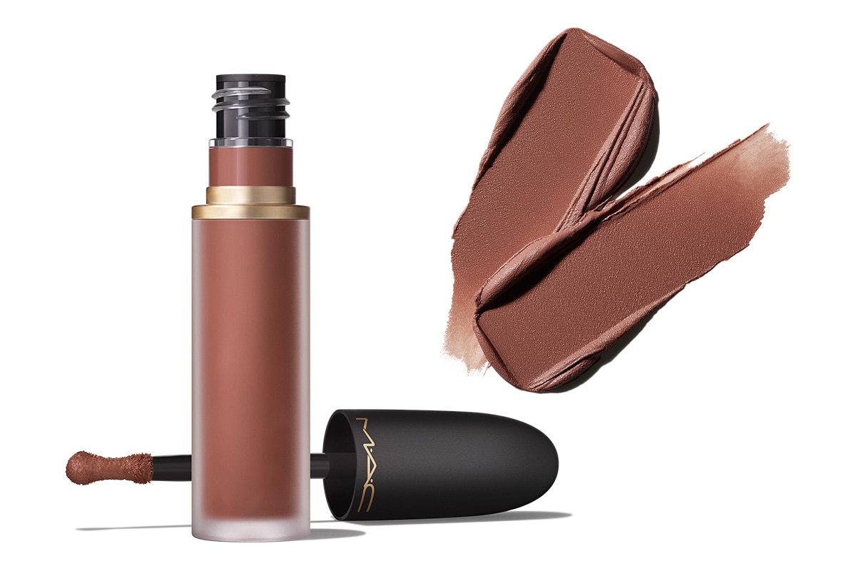 パウダー キス リップ + チーク ムース テイケン。