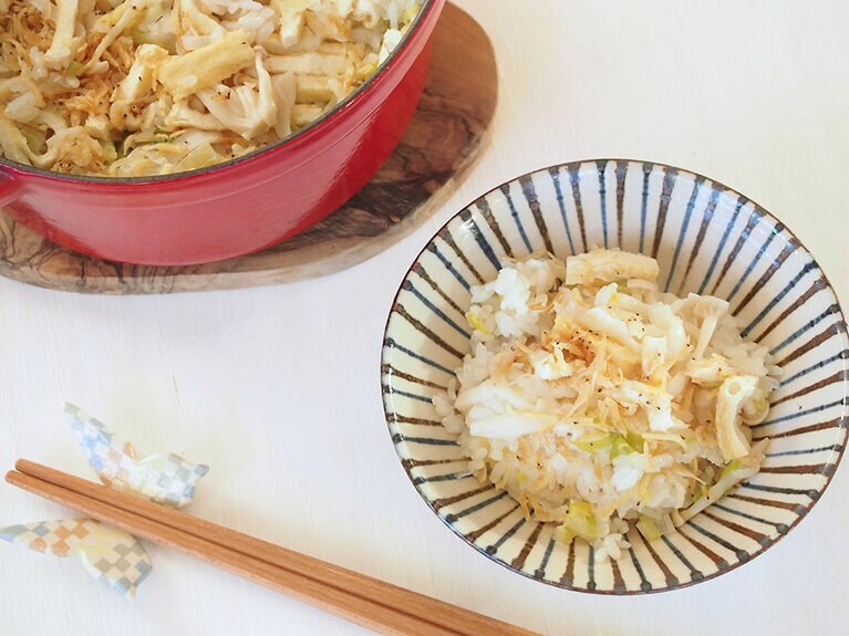 干しエビときのこの炊き込みご飯。