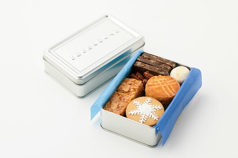 【大阪府】タイヨウノカンカン銀～結晶～6種類入り 2,222円／cake太陽ノ塔