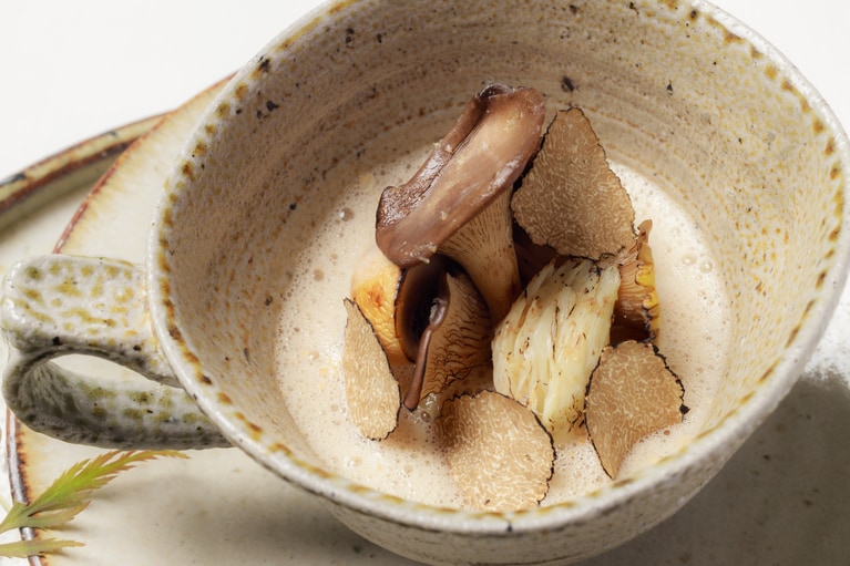 仕上げにトリュフを削ってくれる。