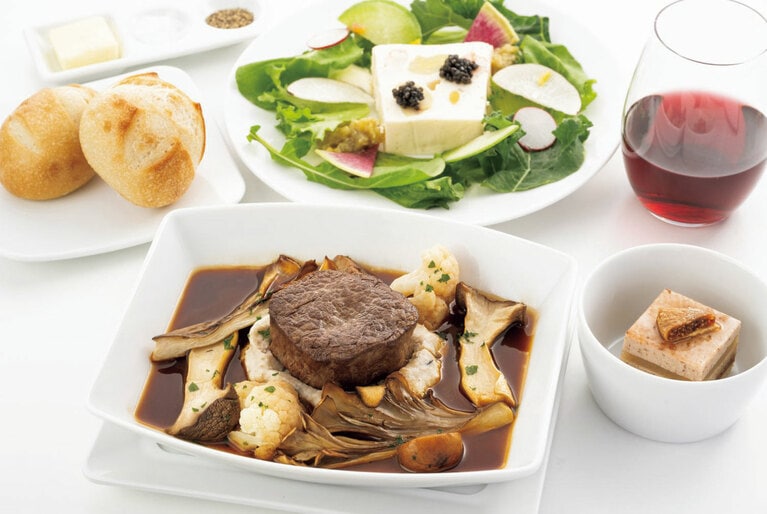 生江シェフによる機内食。※イメージ