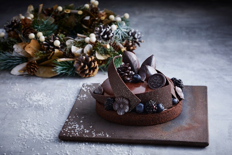 ホテル雅叙園東京「タルトショコラ・ミルティーユ」5,200円。