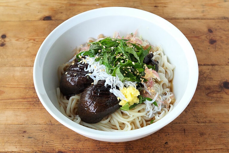 8月3日　とろとろ焼き茄子のっけうどん。