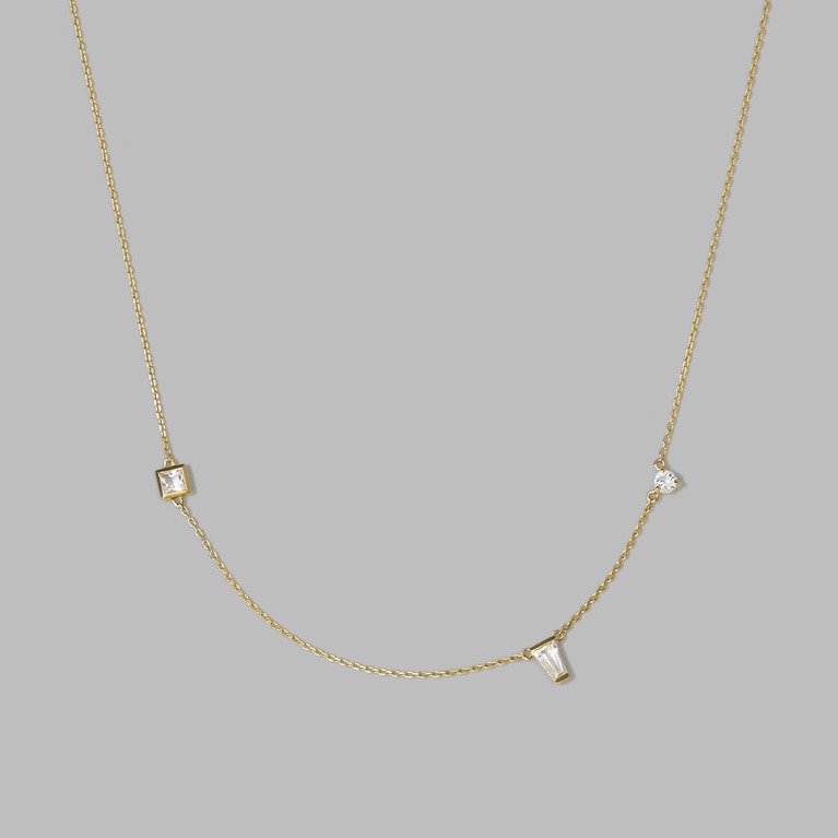 4℃ ネックレス 46,200円。【取扱店舗】新・横・高・大・京