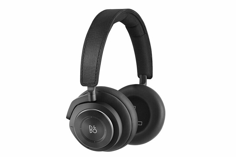 Beoplay H9 55,463円。カラー：Matte Black、Argilla Bright、Anthracite(限定色)、Grey Mist(限定色)ほか。