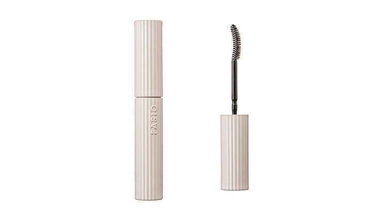 ファシオ パーマネントカール マスカラ F (ロング) 02 1,320円(編集部調べ)／コーセー