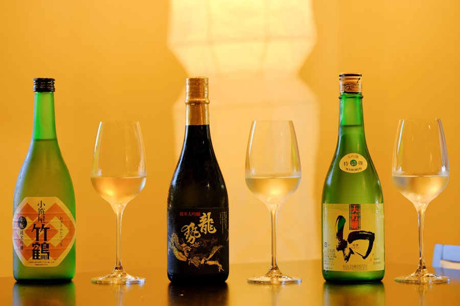 竹原の町で長い歴史を誇る3つの老舗蔵元の銘酒を存分に。地酒ペアリング 3,500円。