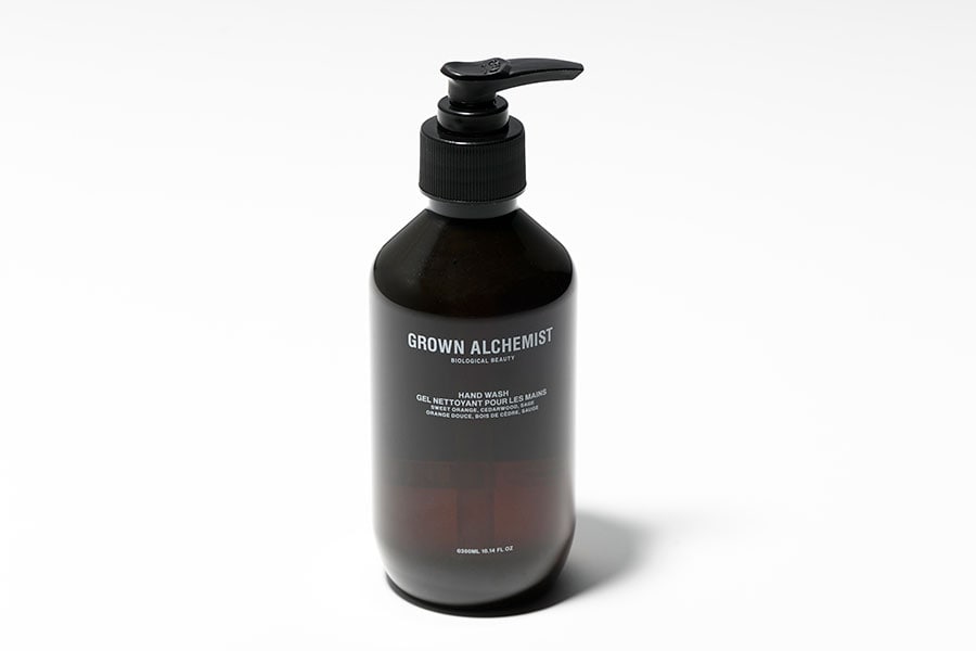 ハンドウォッシュ(スウィートオレンジ＆シダーウッド＆セージ)300ml 3,000円／GROWN ALCHEMIST