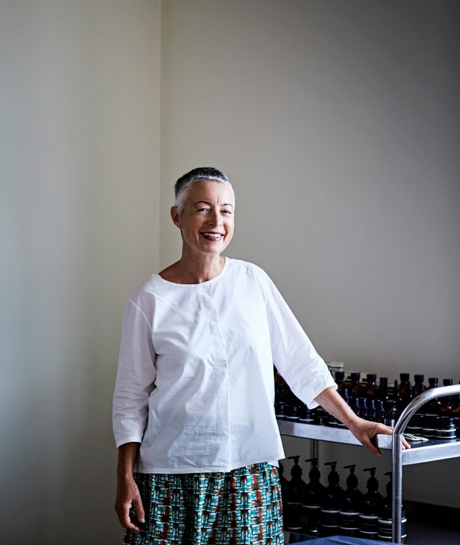 スザーン・サントス。