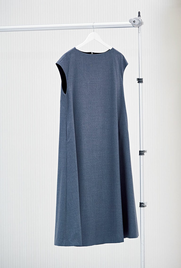 ワンピース 110,000円／サイ(マスターピースショールーム)