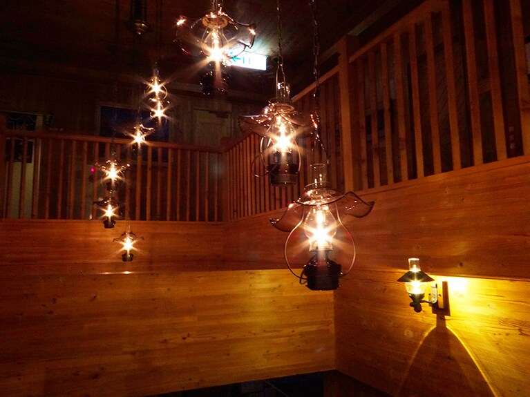 ランプの宿 高峰温泉［長野／高峰温泉］館内ランプ。