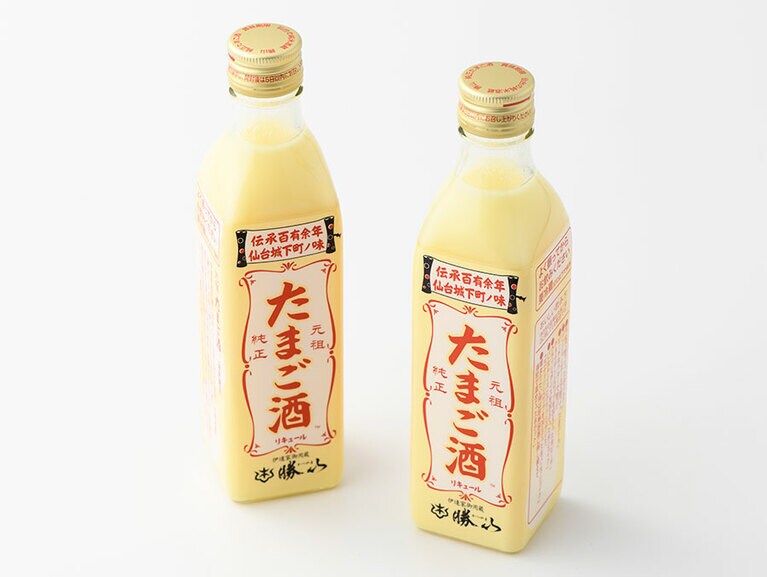 【宮城県】仙台伊澤家 勝山酒造の 「元祖たまご酒」各650円(各300ml)。