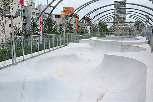 渋谷区立 宮下公園 スケート場。