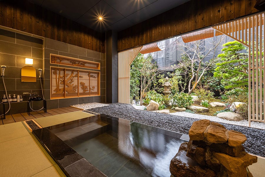 世界的庭園デザイナー石原和幸プロデュースの庭園付露天風呂。