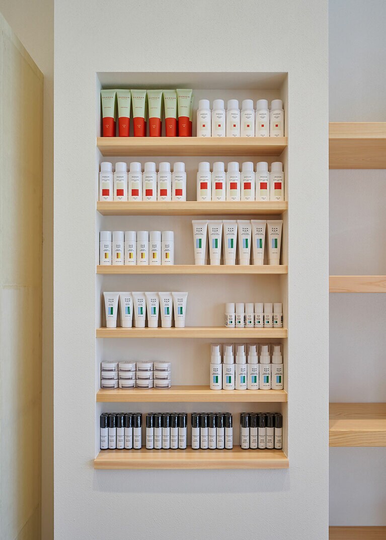 整然と並んだプロダクト。