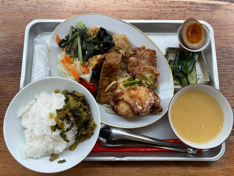 押競定食(日替わりおかず・ライス・スープ) 1,200円。