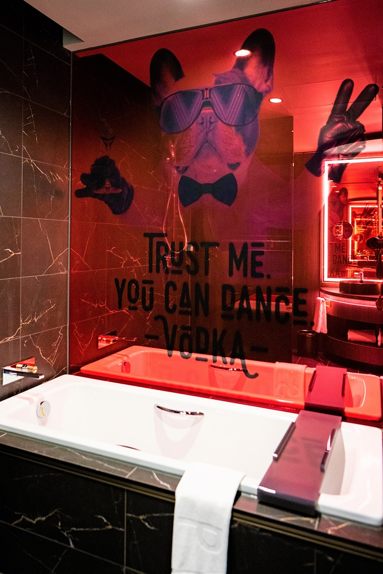 バスルームはこんなデザイン。