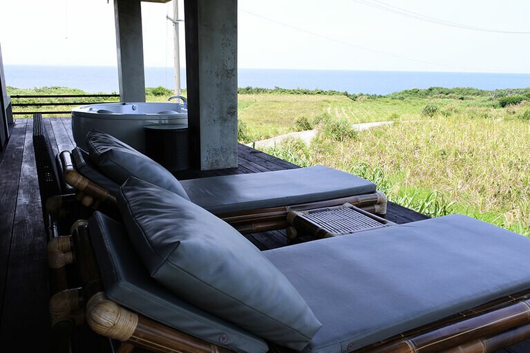 サトウキビに囲まれたヴィラ、「黍」。