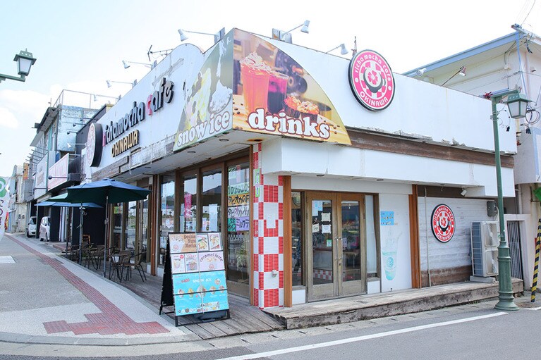 【richamocha cafe(リカモカ カフェ)】外観。